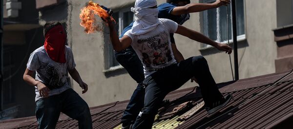 Ектремни левичари ПКК нападају полицију у Инстамбулу - Sputnik Србија