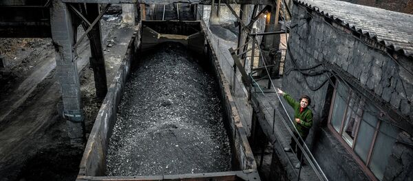 Угаљ у руднику Челескњицев у Доњецку - Sputnik Србија