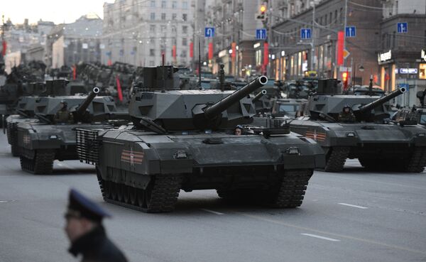 T-14 tenkovi sa univerzalnom borbenom platformom „armata“ T-14 tenkovi sa univerzalnom borbenom platformom „armata“ - Sputnik Srbija
