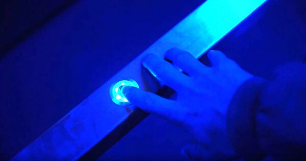 Pritiskom na dugme možete osetiti vremenske prilike u bilo kom delu sveta - Sputnik Srbija