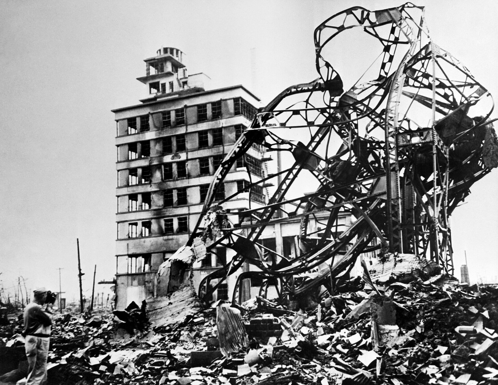 Uništeni grad Hirošima, tri godine nakon bacanja atomske bombe od strane američkog  B-29, 06. avgusta 1945. - Sputnik Srbija, 1920, 31.01.2024