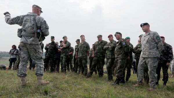 Војници НАТО-а током војне вежбе - Sputnik Србија