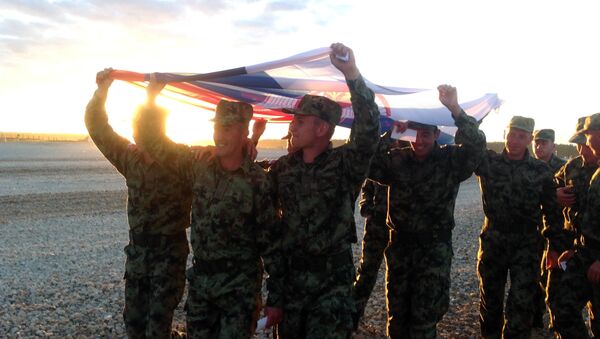 Српска екипа слави треће место освојено на биталону у Алабину, близу Москве - Sputnik Србија