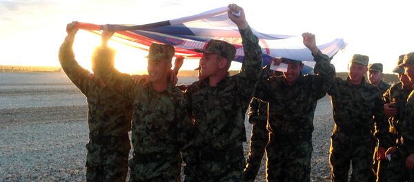 Српска екипа слави треће место освојено на биталону у Алабину, близу Москве - Sputnik Србија