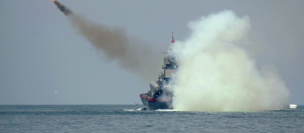 Војна парада у Севастопољу Војна парада у Севастопољу - Sputnik Србија