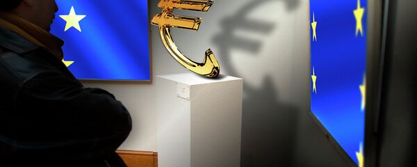 Zastave EU i znak evra - Sputnik Srbija