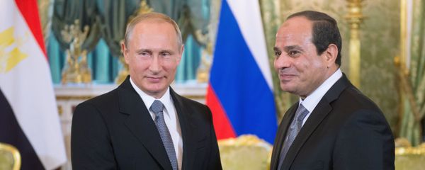 Ruski predsednik Vladimir Putin i predsednik Egipta Abdel el Sisi Ruski predsednik Vladimir Putin i predsednik Egipta Abdel el Sisi - Sputnik Srbija