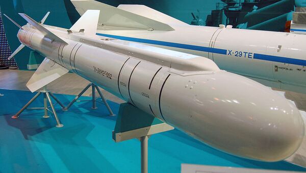 Ракета-бомба Гром 2 - Sputnik Србија