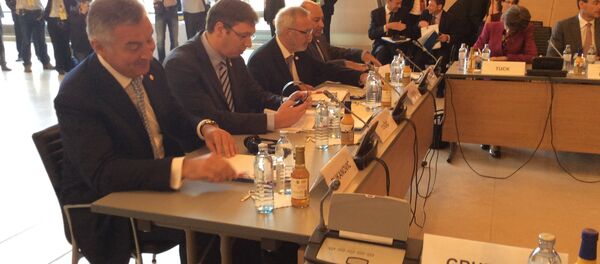 Milo Đukanović i Aleksandar Vučić na Samitu o zapadnom Balkanu u Beču - Sputnik Srbija