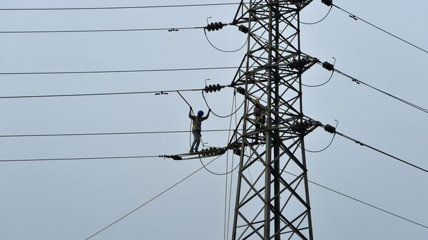 Povećanje akciza na struju dovelo bi do rasta cena i smanjenja potrošnje - Sputnik Srbija