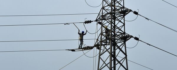 Povećanje akciza na struju dovelo bi do rasta cena i smanjenja potrošnje Povećanje akciza na struju dovelo bi do rasta cena i smanjenja potrošnje - Sputnik Srbija