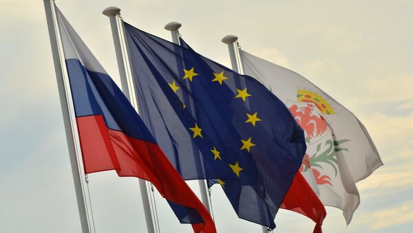 Zastave Rusije, EU i Francuske u Nici - Sputnik Srbija