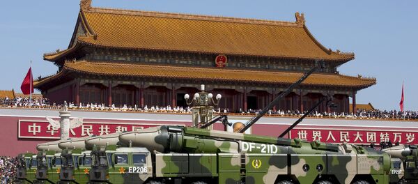 Противбродска балистичка ракета ДФ-21Д на паради у Пекингу у част 70. годишњице Победе у Другом светском рату - Sputnik Србија