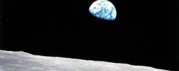 Месец Месец - Sputnik Србија