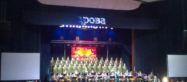 Ansambl Aleksandrov na koncertu u Dvorani Doma sindikata u Beogradu - Sputnik Srbija