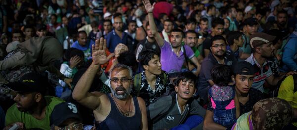 Izbeglice iz Sirije Izbeglice iz Sirije - Sputnik Srbija