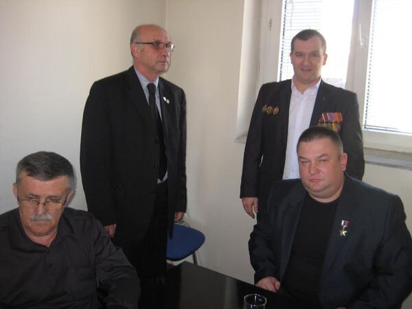 Delegacija ruske Asocijacije heroja Jaroslavske oblasti predvođena Aleksejem Čaginom. Delegacija ruske Asocijacije heroja Jaroslavske oblasti predvođena Aleksejem Čaginom. - Sputnik Srbija