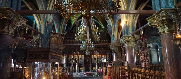 Унутрашњост православне цркве - Sputnik Србија