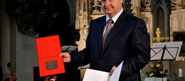 Ivica Dačić u ime OEBS-a primio nagradu Car Oto Veliki u Magdeburgu Ivica Dačić u ime OEBS-a primio nagradu Car Oto Veliki u Magdeburgu - Sputnik Srbija