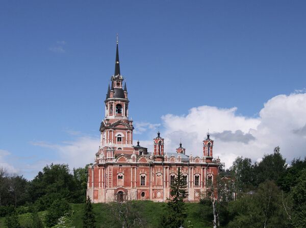 Katedrala u Možajsku, nedaleko od Moskve. - Sputnik Srbija