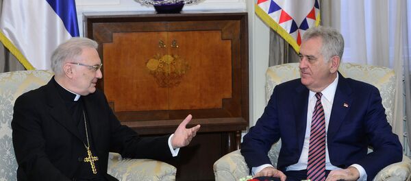 Надбискуп Орландо Антонини и Томислав Николић - Sputnik Србија
