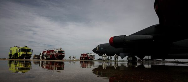 Бомбардери авиони - Sputnik Србија