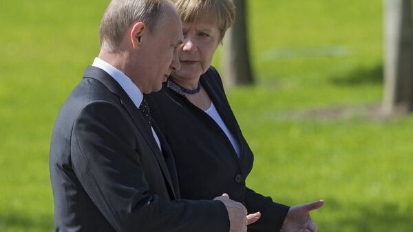Владимир Путин и Ангела Меркел - Sputnik Србија