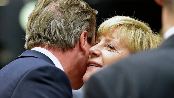 Dejvid Kameron i Angela Merkel - Sputnik Srbija