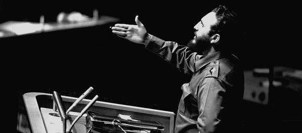Фидел Кастро говори у Уједињеним нацијама 1960. године - Sputnik Србија