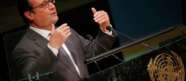 Predsednik Francuske Fransoa Oland za govornicom u UN - Sputnik Srbija