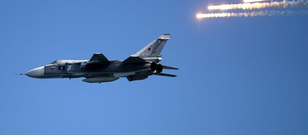 Ловац-бомбардер Су-24 - Sputnik Србија