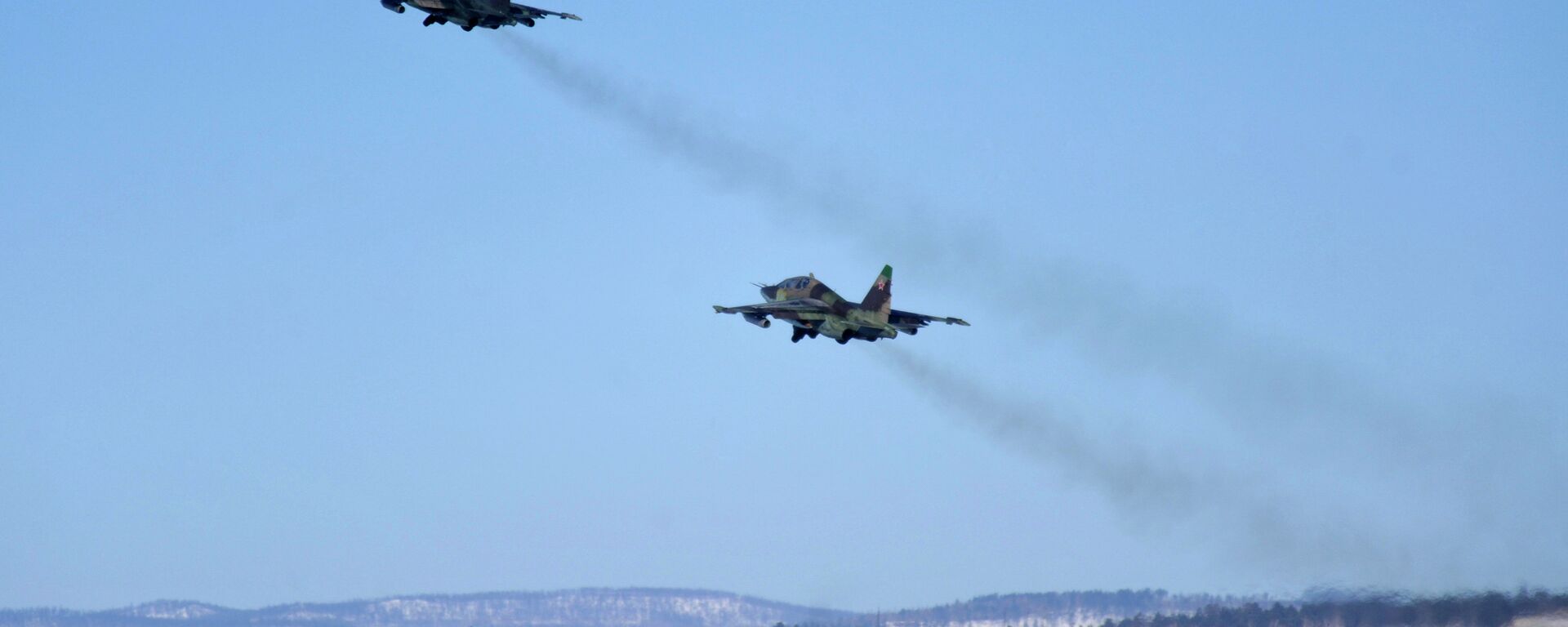 Ловци-бомбардери Су-25 - Sputnik Србија, 1920, 21.04.2025