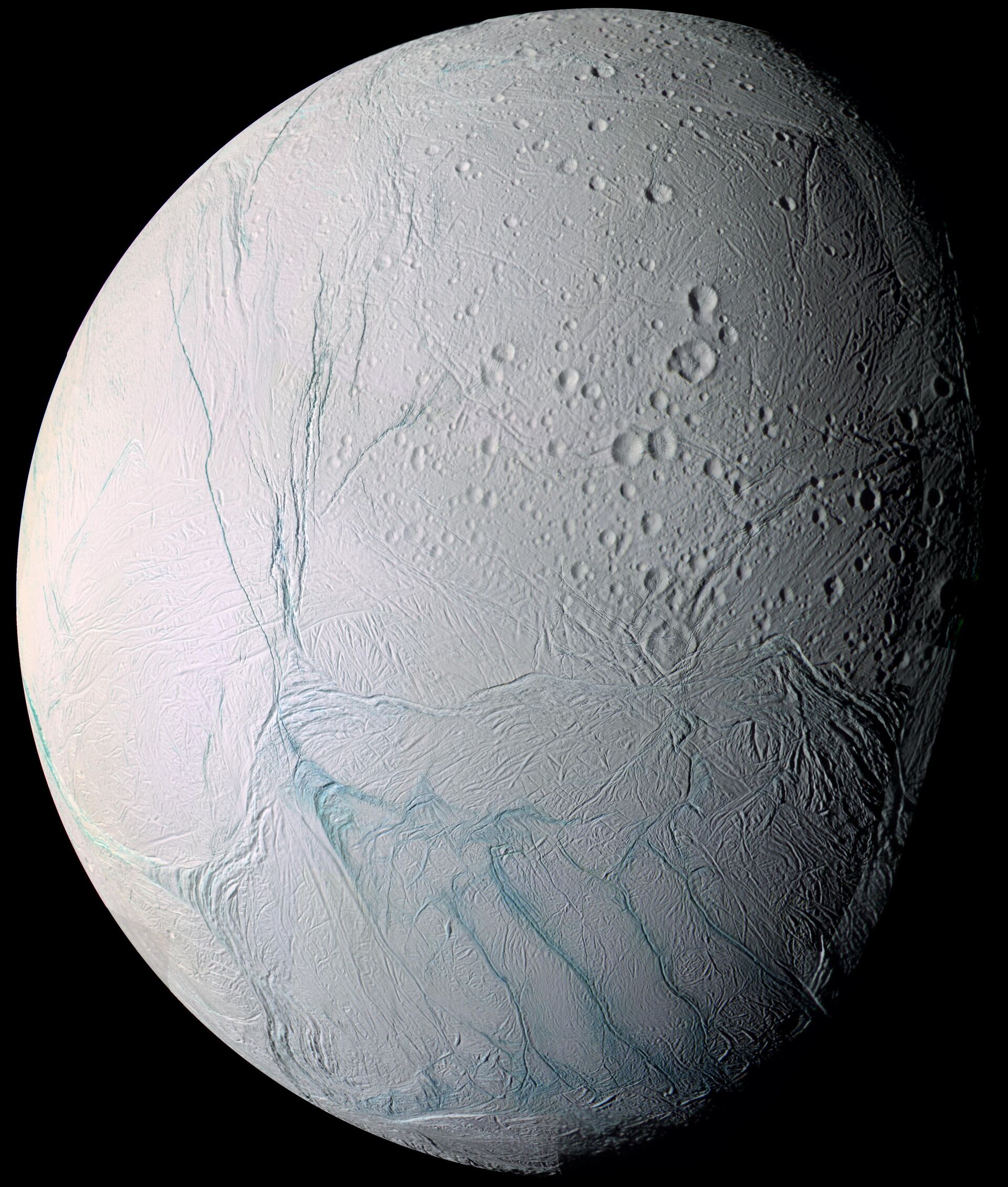 Saturn's moon Enceladus, which may be lined with the same underwater vents that created life on Earth. - Sputnik Srbija, 1920, 31.05.2023