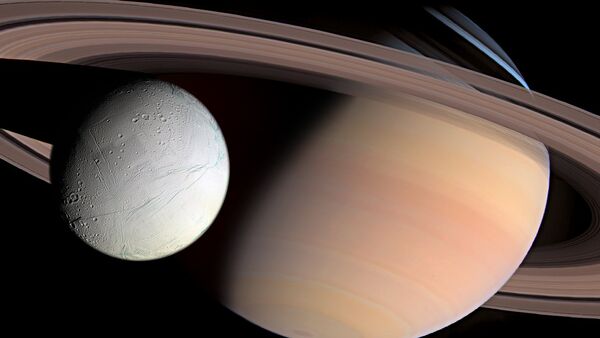 Saturn i Encelad - Sputnik Srbija
