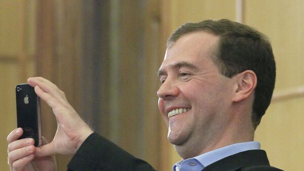 Да ли Медведев размишља о председничкој фотељи? - Sputnik Србија