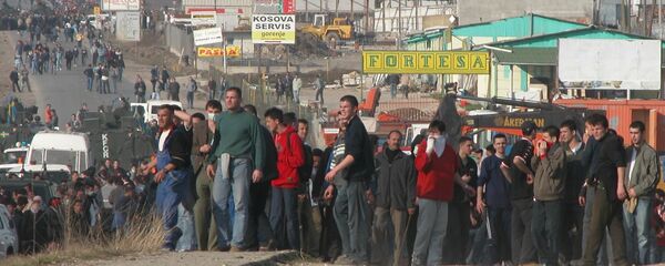 Погром Срба 17, март 2004 .године Погром Срба 17, март 2004 .године - Sputnik Србија