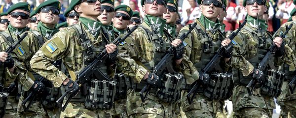 Vojna parada ukrajinske vojske na Dan nezavisnosti u Kijevu Vojna parada ukrajinske vojske na Dan nezavisnosti u Kijevu - Sputnik Srbija