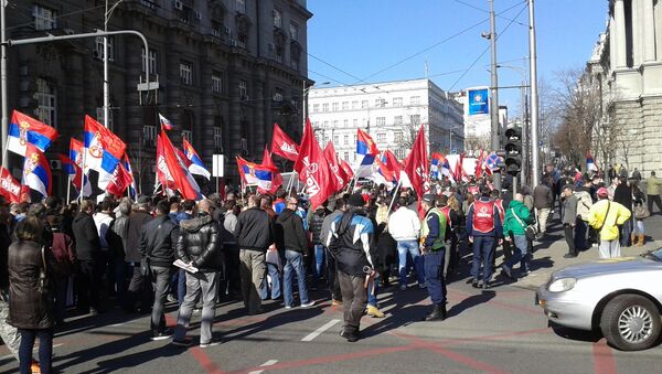 Pristalice pokreta Dveri na protestu - Sputnik Srbija