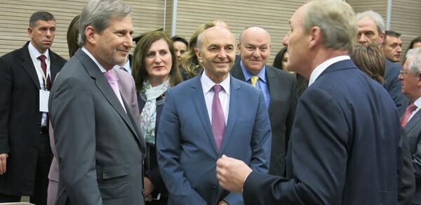 Isa Mustafa i Johanes Han u Prištini - Sputnik Srbija