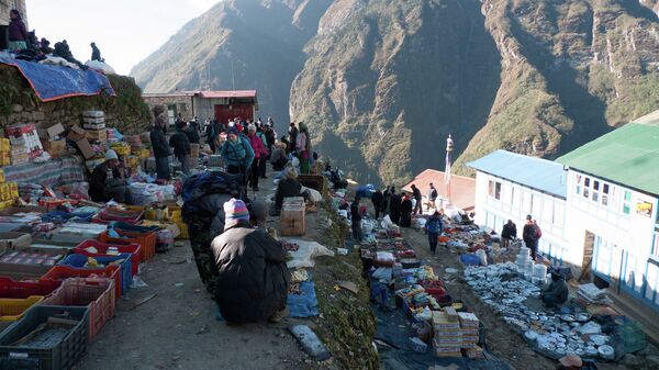 Pijaca u selu Nemče u Nepalu Pijaca u selu Nemče u Nepalu - Sputnik Srbija